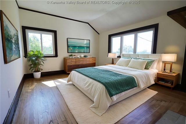 327 Hawthorne, Charleston, WV 25302