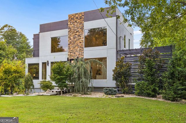 2422 Sagamore Drive NW, Atlanta, GA 30305