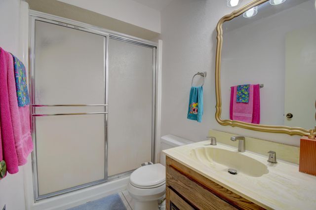 5121 Pinata Place NE, Albuquerque, NM 87109