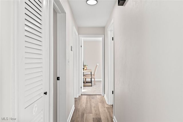 9856 Market Avenue N, Hartville, OH 44632