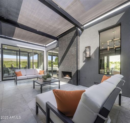 6914 E Cactus Wren Road, Paradise Valley, AZ 85253