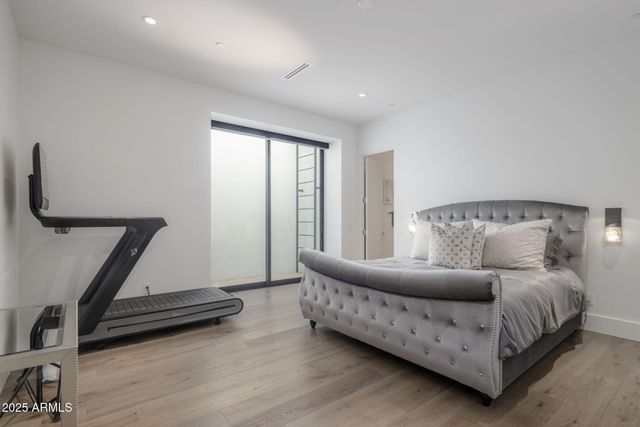 6914 E Cactus Wren Road, Paradise Valley, AZ 85253