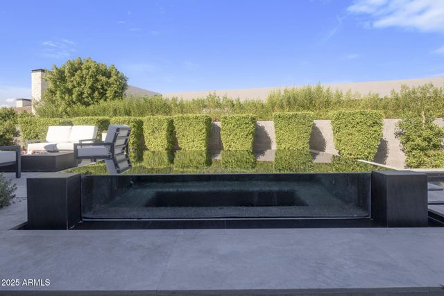 6914 E Cactus Wren Road, Paradise Valley, AZ 85253