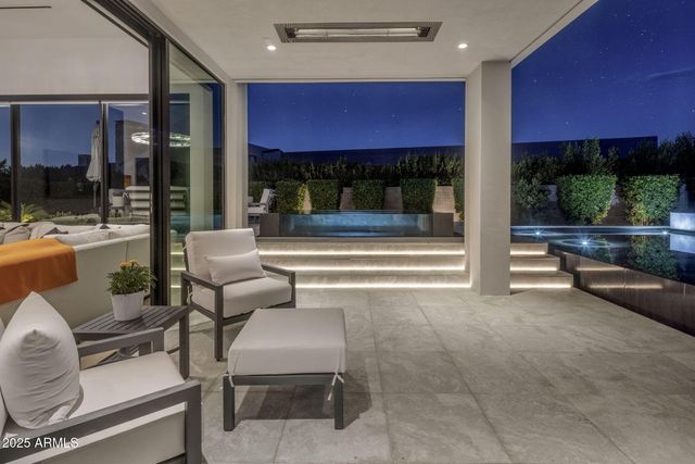 6914 E Cactus Wren Road, Paradise Valley, AZ 85253