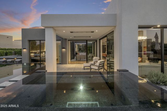 6914 E Cactus Wren Road, Paradise Valley, AZ 85253