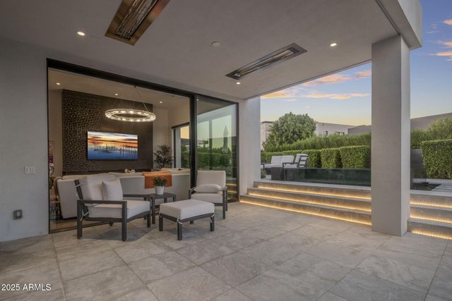 6914 E Cactus Wren Road, Paradise Valley, AZ 85253