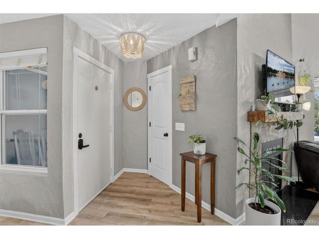 1830 Newland Ct 202, Lakewood, CO 80214