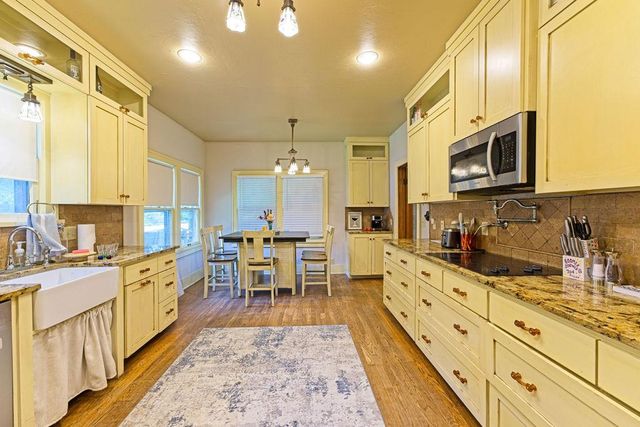 704 Miller Avenue, Norman, OK 73069