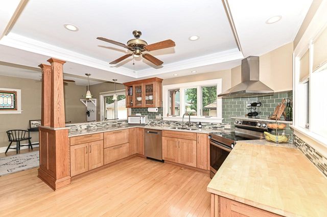 2320 N 62nd STREET, Wauwatosa, WI 53213