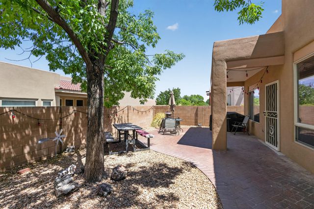 4625 Arlington Avenue NW, Albuquerque, NM 87114