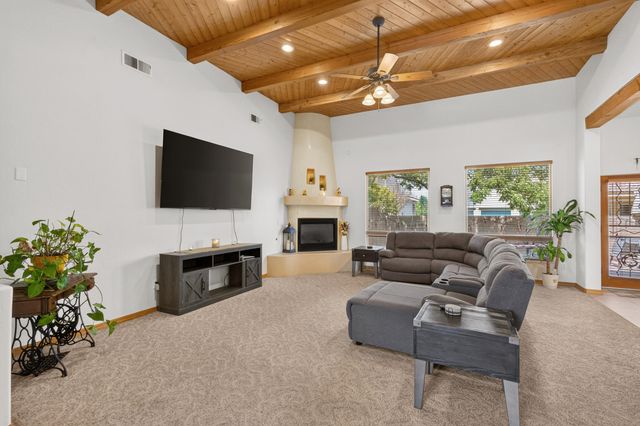4625 Arlington Avenue NW, Albuquerque, NM 87114