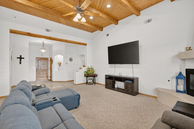 4625 Arlington Avenue NW, Albuquerque, NM 87114