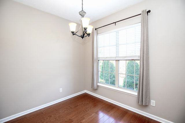 105 Porter Ct, Hendersonville, TN 37075