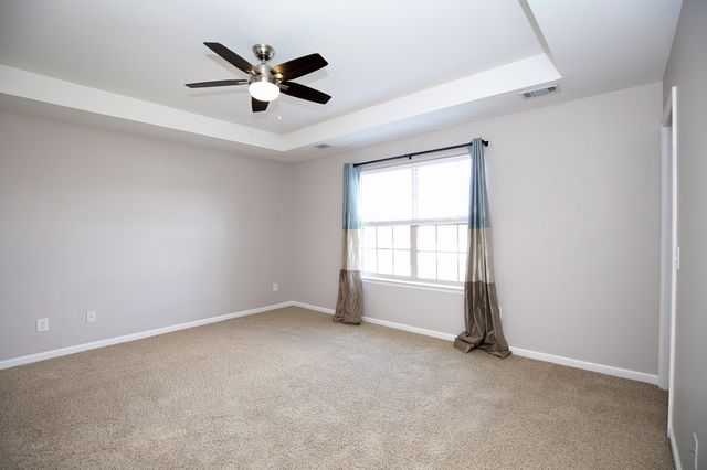 105 Porter Ct, Hendersonville, TN 37075