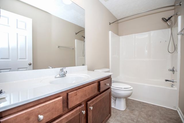 105 Porter Ct, Hendersonville, TN 37075