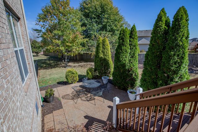 105 Porter Ct, Hendersonville, TN 37075