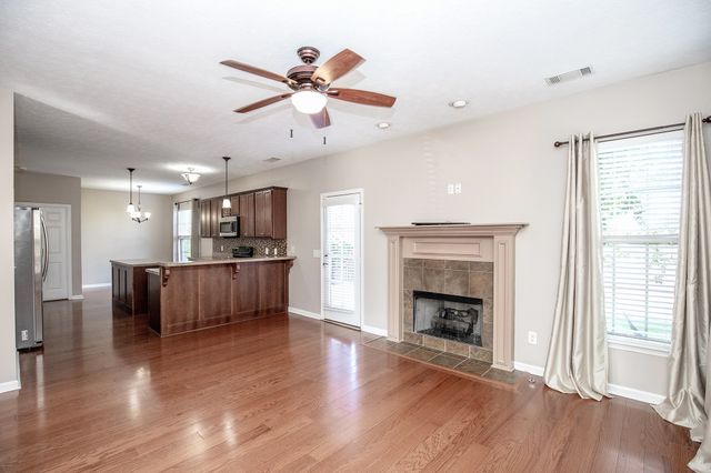 105 Porter Ct, Hendersonville, TN 37075