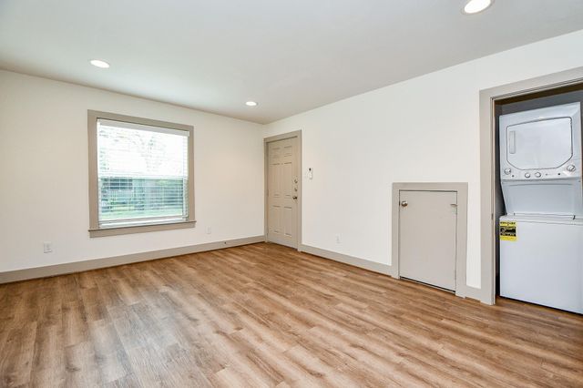 1009 Enid Street 1, Houston, TX 77009