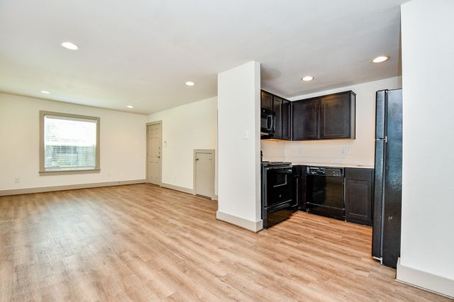 1009 Enid Street 1, Houston, TX 77009