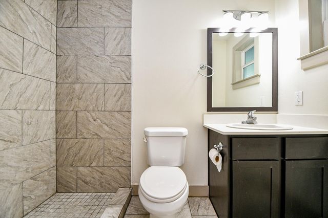 1009 Enid Street 1, Houston, TX 77009