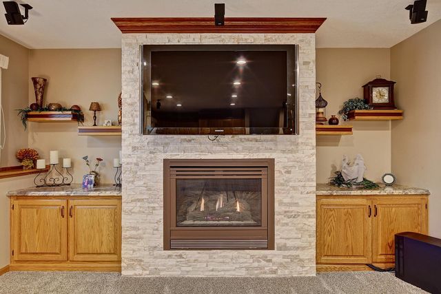 9113 Colorado Avenue N, Brooklyn Park, MN 55443