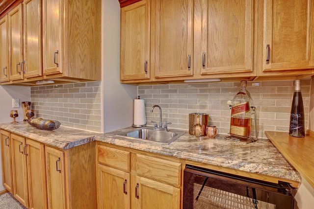 9113 Colorado Avenue N, Brooklyn Park, MN 55443