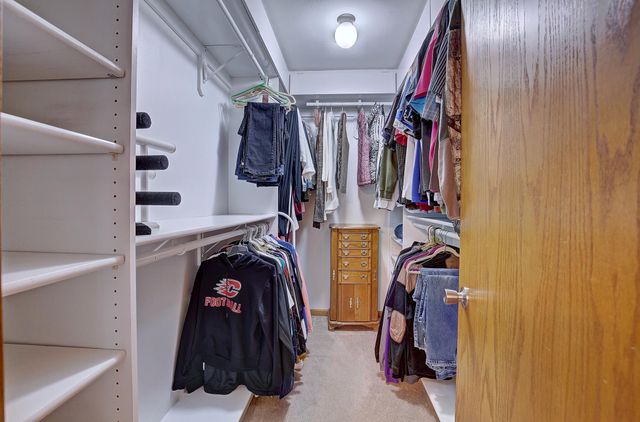 9113 Colorado Avenue N, Brooklyn Park, MN 55443