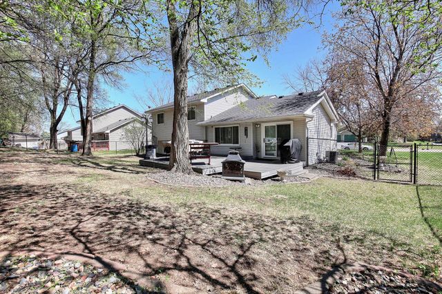 9113 Colorado Avenue N, Brooklyn Park, MN 55443