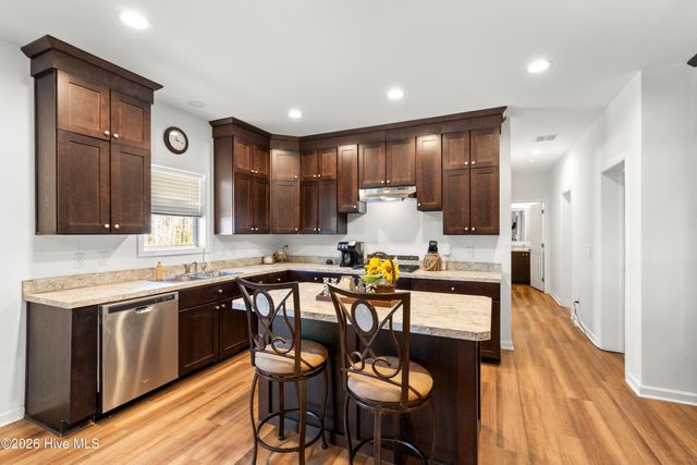 2147 Rosemary Lane SW, Supply, NC 28462