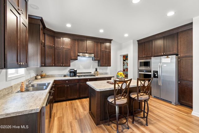 2147 Rosemary Lane SW, Supply, NC 28462