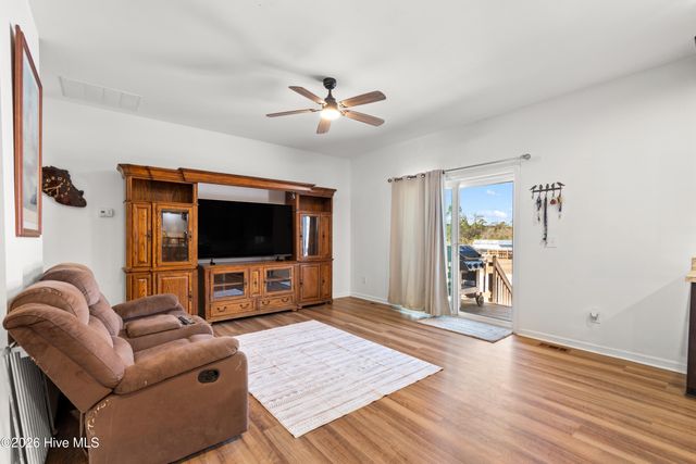 2147 Rosemary Lane SW, Supply, NC 28462