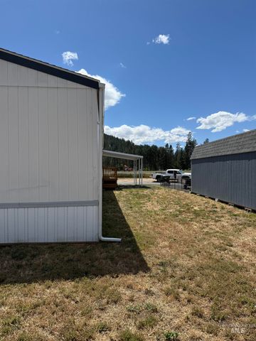 10 Kamloop Lane, Orofino, ID 83544