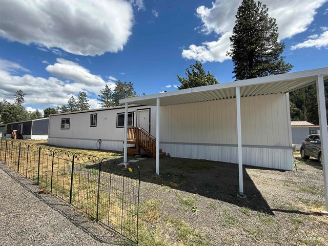 10 Kamloop Lane, Orofino, ID 83544