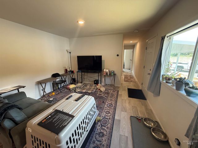 10 Kamloop Lane, Orofino, ID 83544