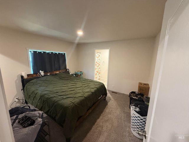 10 Kamloop Lane, Orofino, ID 83544