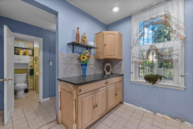 518 14TH ST, Union City, NJ 07087