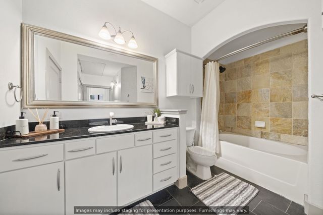 1901 Post Oak Boulevard 2504, Houston, TX 77056