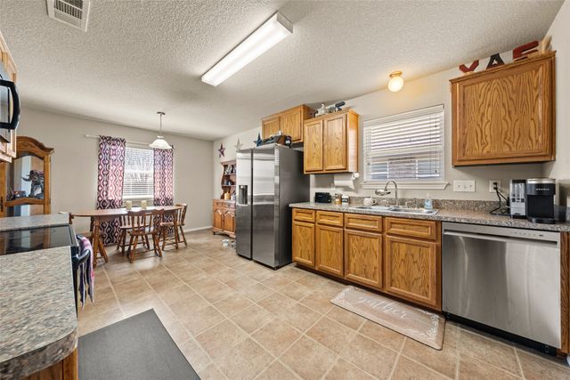 211 Mccullough Loop, Temple, TX 76502