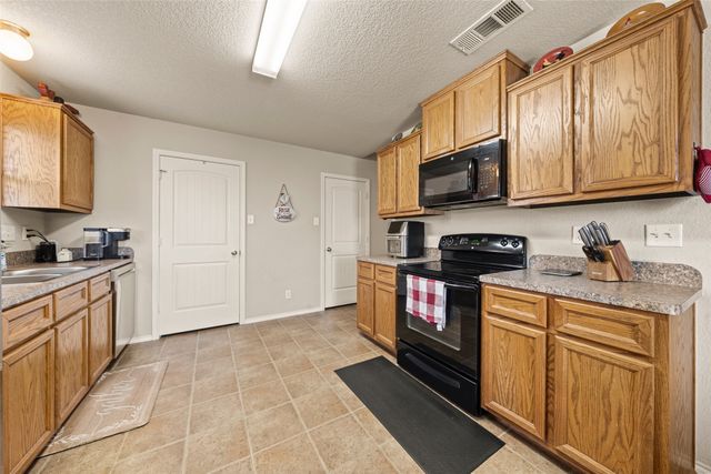 211 Mccullough Loop, Temple, TX 76502