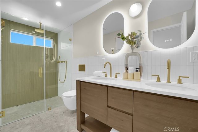 20202 Tajauta Avenue, Carson, CA 90746