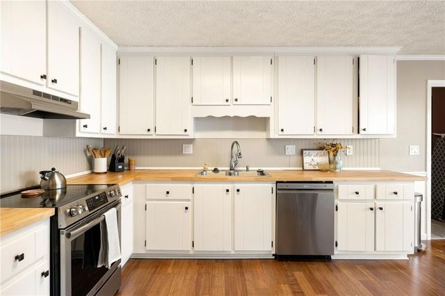 3879 Winners Court, Marietta, GA 30062