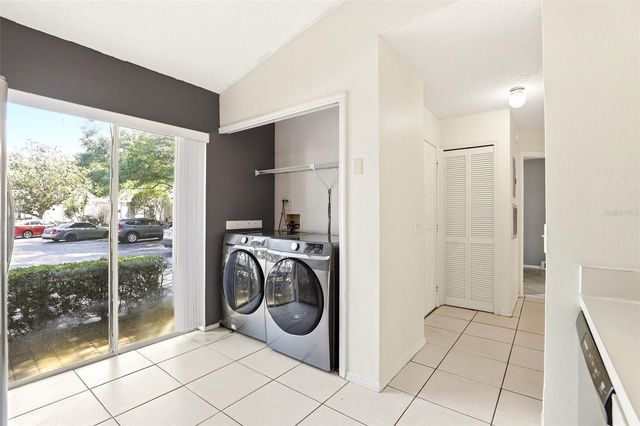 917 PEBBLE CREEK CIRCLE, Orlando, FL 32824