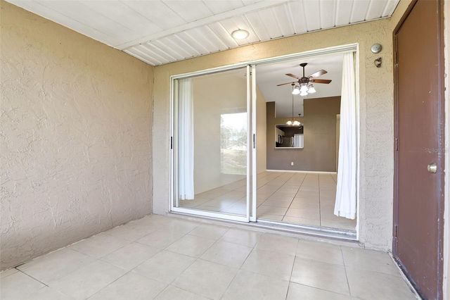917 PEBBLE CREEK CIRCLE, Orlando, FL 32824