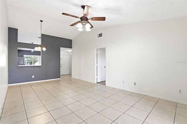 917 PEBBLE CREEK CIRCLE, Orlando, FL 32824
