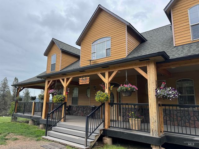 5371 Upper Fords Creek & 5373 Upper fords Creek.. 2016 guest house 26x40, Orofino, ID 83544
