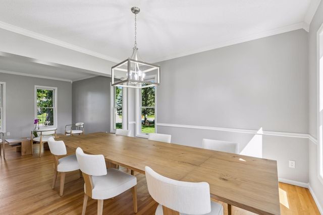 8940 Highview Lane, Woodbury, MN 55125