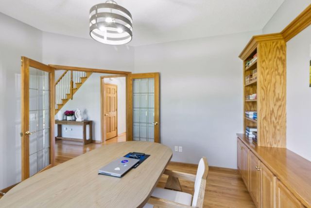 8940 Highview Lane, Woodbury, MN 55125