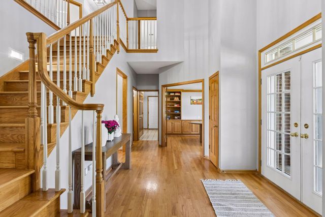 8940 Highview Lane, Woodbury, MN 55125