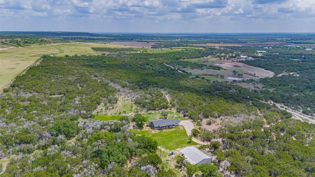 1260 Private Road 1656, Stephenville, TX 76401