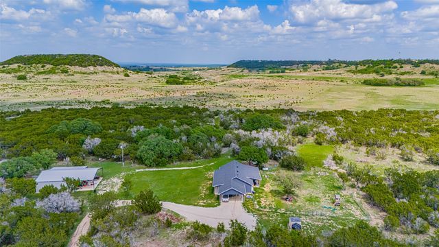 1260 Private Road 1656, Stephenville, TX 76401
